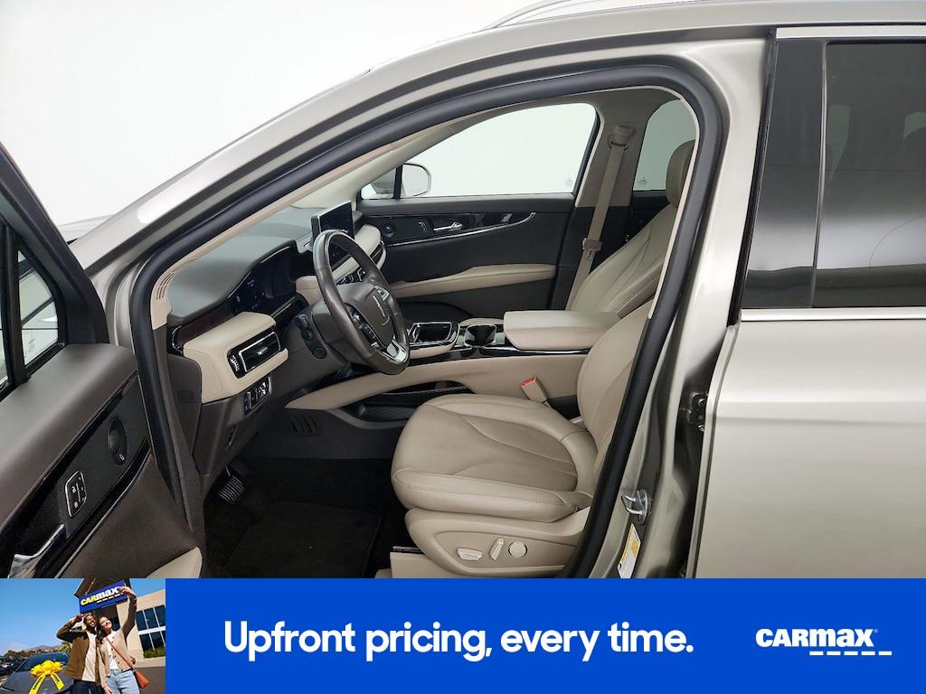 used 2023 Lincoln Nautilus car, priced at $34,998