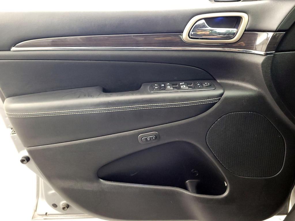 used 2017 Jeep Grand Cherokee car, priced at $17,998