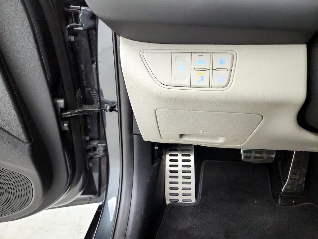 used 2020 Genesis G70 car, priced at $26,998