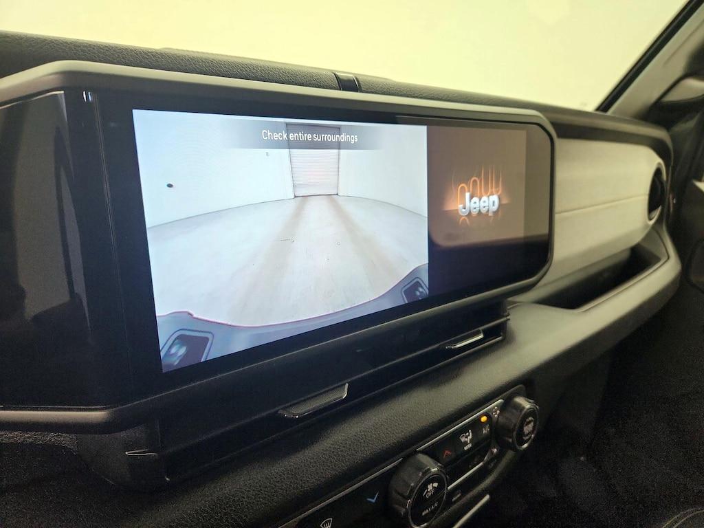 used 2025 Jeep Gladiator car, priced at $40,998