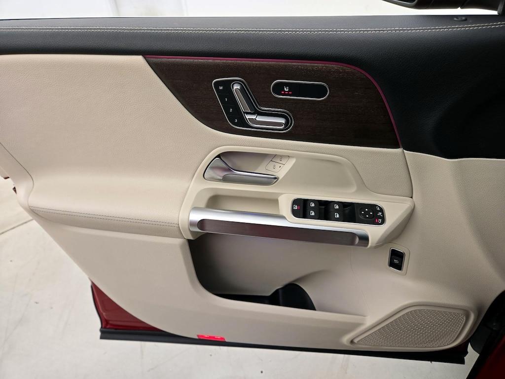 used 2022 Mercedes-Benz GLB 250 car, priced at $25,998