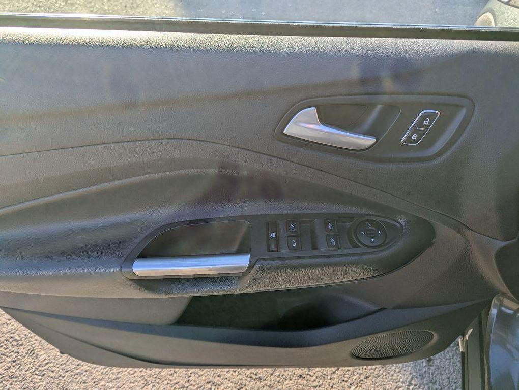 used 2015 Ford Escape car, priced at $9,333