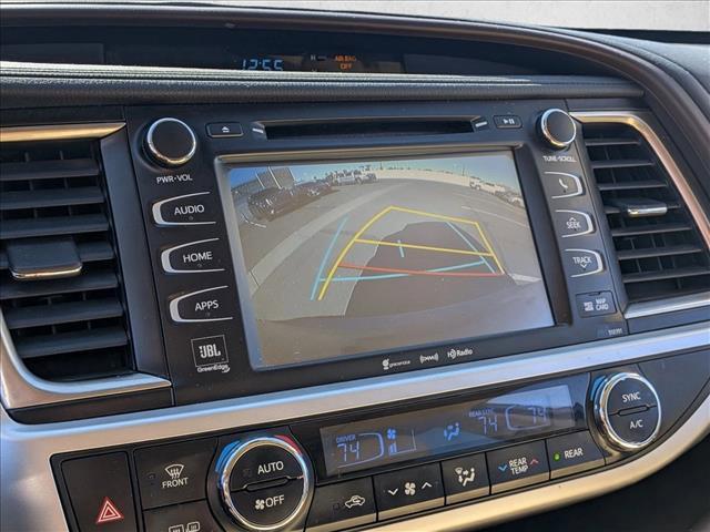 used 2019 Toyota Highlander car, priced at $27,764