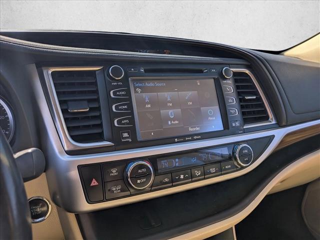 used 2019 Toyota Highlander car, priced at $27,764