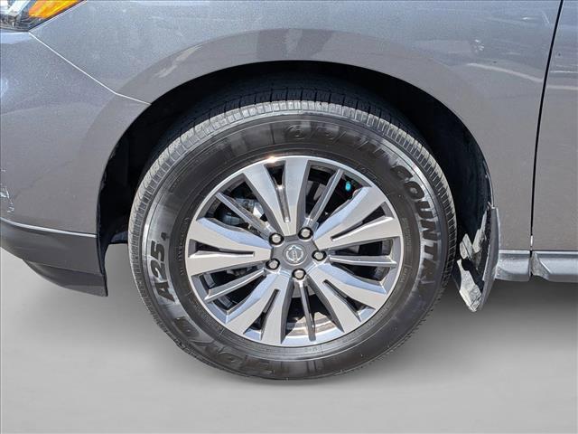 used 2020 Nissan Pathfinder car, priced at $19,611