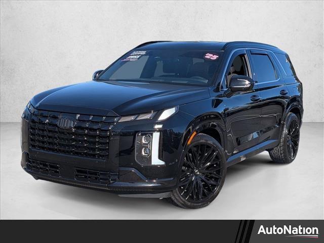used 2025 Hyundai Palisade car, priced at $45,771