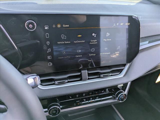 new 2026 Chevrolet Equinox car, priced at $30,401