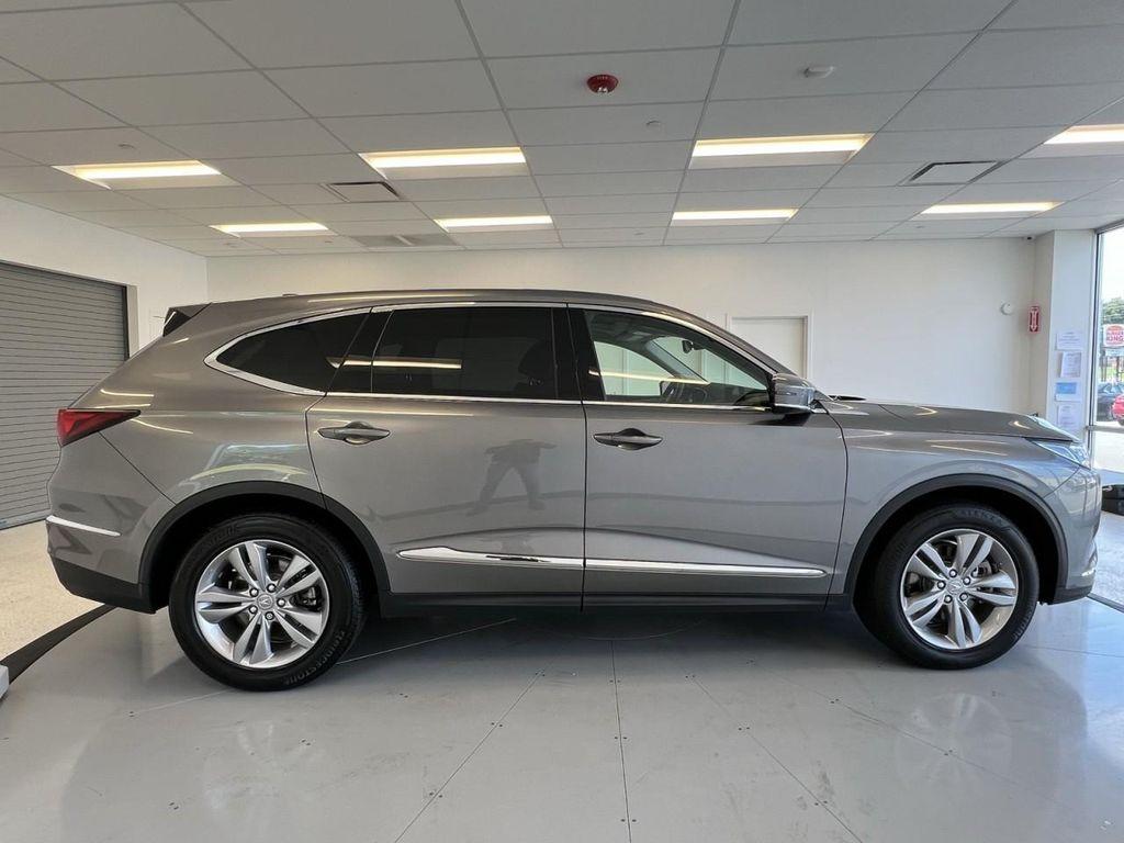 used 2023 Acura MDX car, priced at $33,285