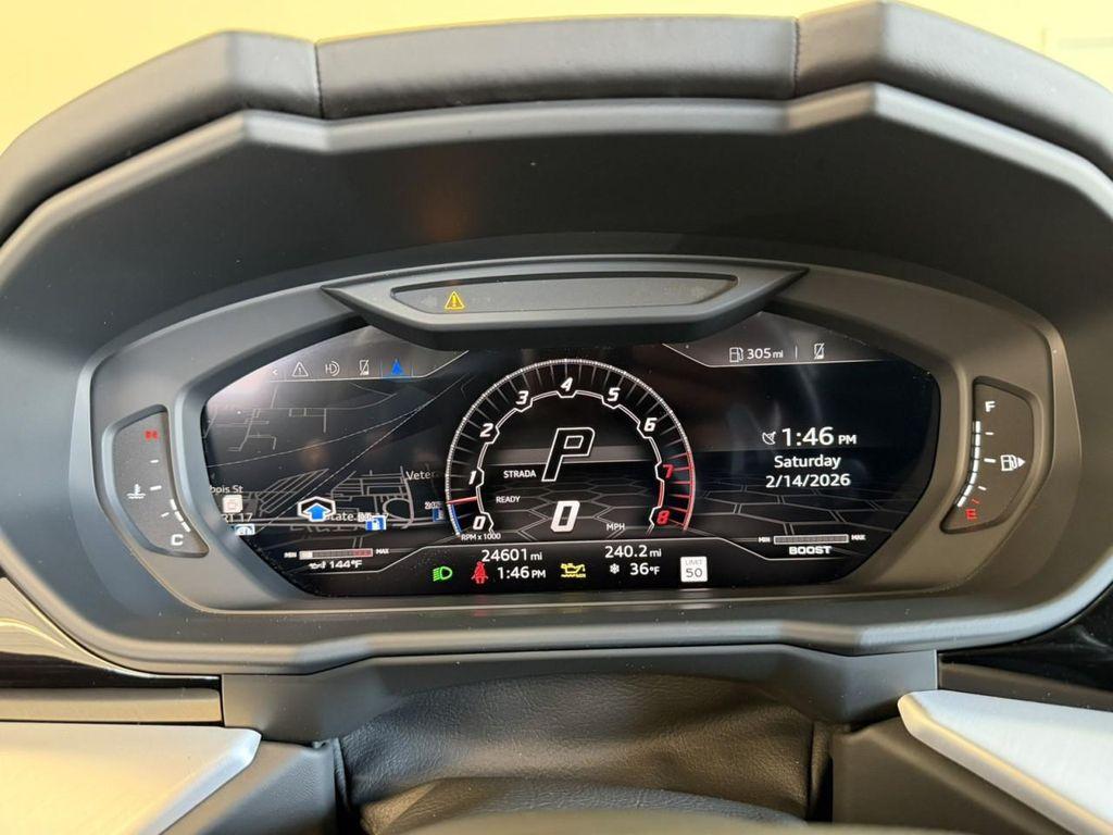used 2022 Lamborghini Urus car, priced at $201,890