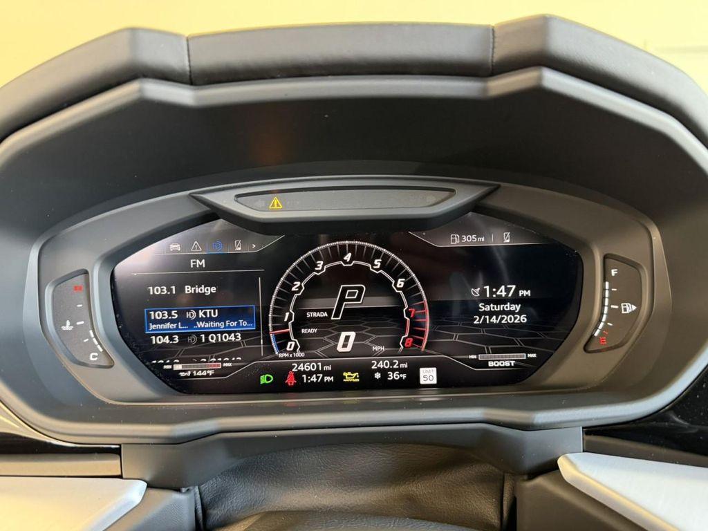 used 2022 Lamborghini Urus car, priced at $201,890