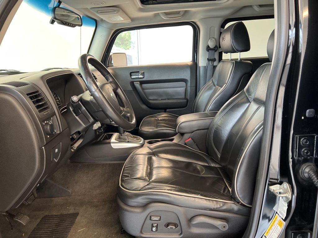 used 2007 Hummer H3 car, priced at $10,995