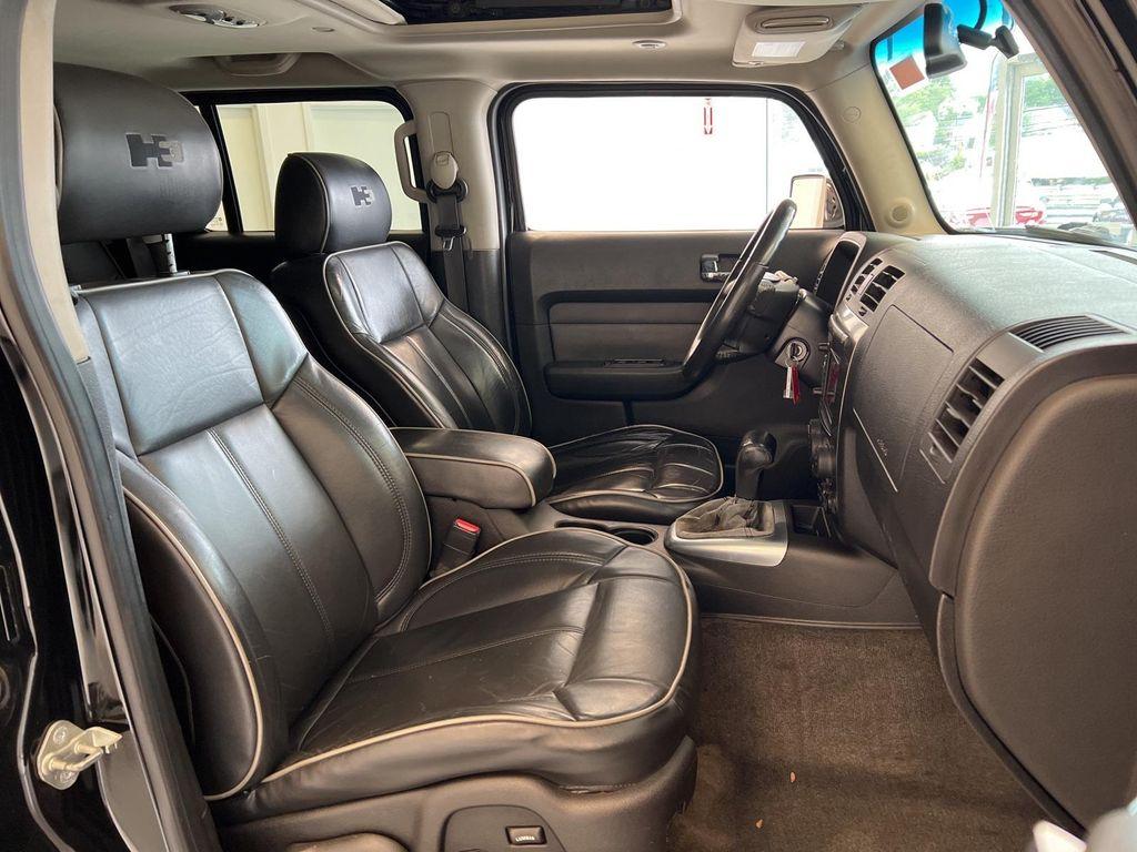 used 2007 Hummer H3 car, priced at $10,995