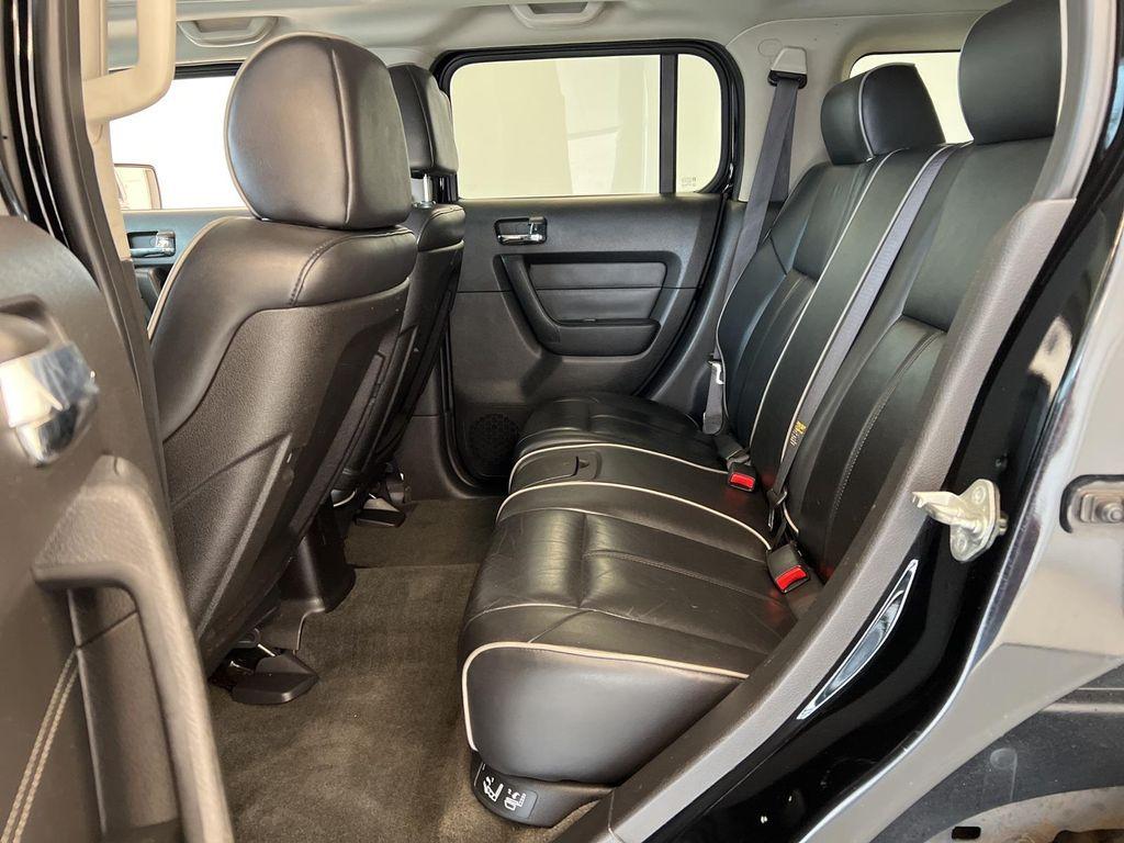 used 2007 Hummer H3 car, priced at $10,995