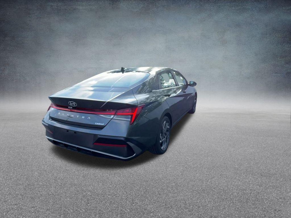 new 2025 Hyundai Elantra car, priced at $26,019