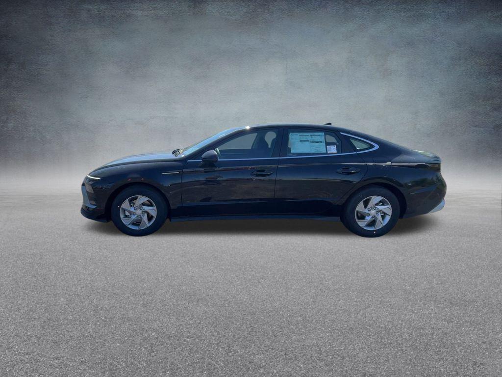 used 2025 Hyundai Sonata car, priced at $26,300