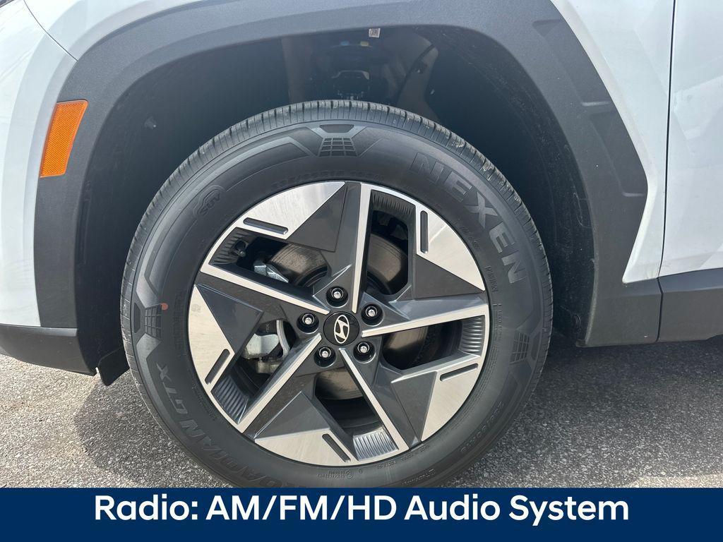 new 2026 Hyundai TUCSON Hybrid car, priced at $33,924