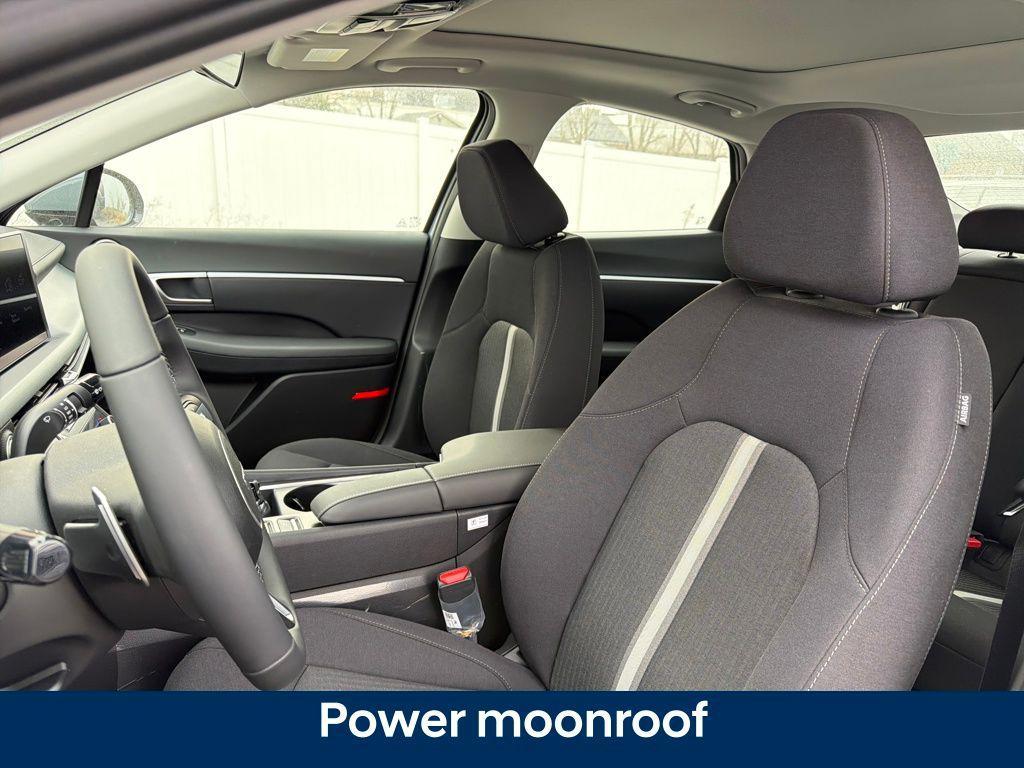 new 2026 Hyundai Sonata Hybrid car, priced at $33,124