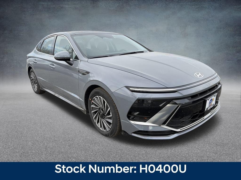 new 2026 Hyundai Sonata Hybrid car, priced at $33,124
