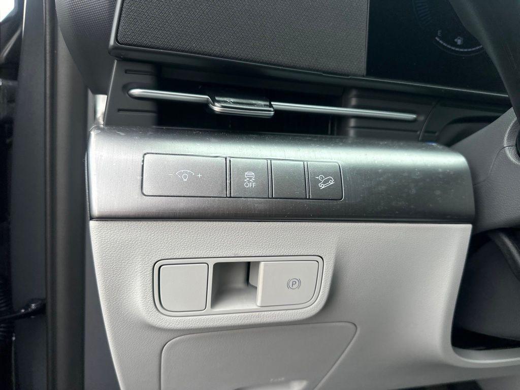 new 2026 Hyundai Kona car, priced at $28,162