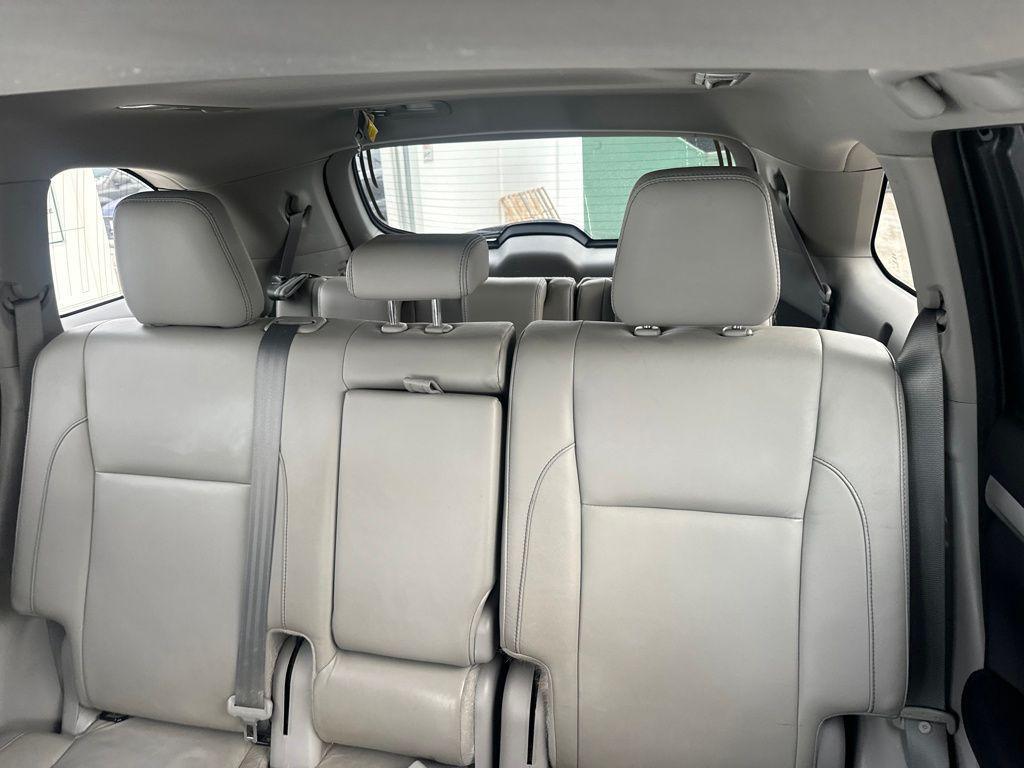 used 2017 Toyota Highlander car, priced at $16,993