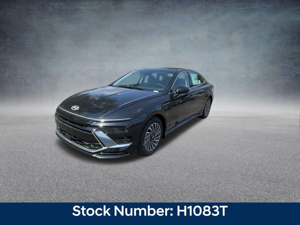 new 2025 Hyundai Sonata Hybrid car, priced at $28,773