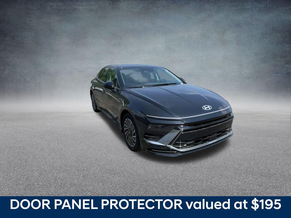 new 2025 Hyundai Sonata Hybrid car, priced at $28,773