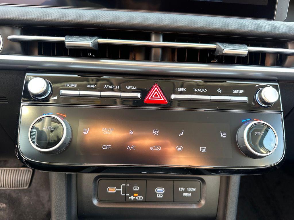 new 2026 Hyundai TUCSON Hybrid car, priced at $32,838