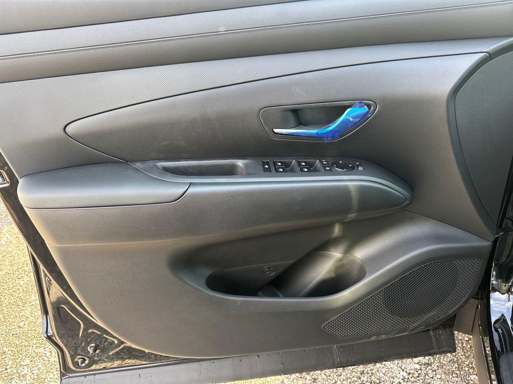 new 2026 Hyundai TUCSON Hybrid car, priced at $32,838
