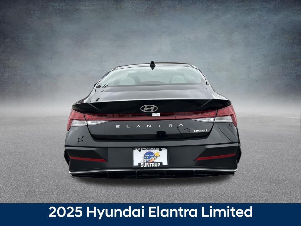 new 2025 Hyundai Elantra car, priced at $26,043