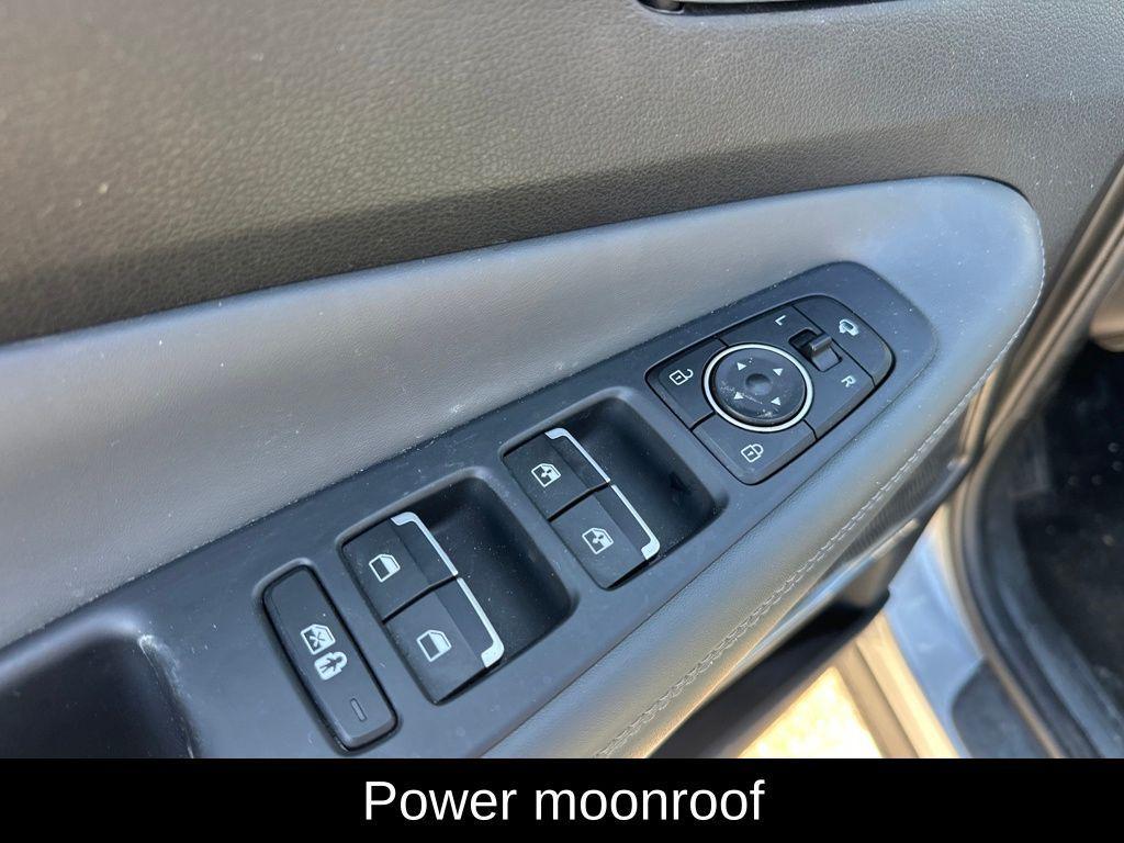 used 2023 Hyundai Santa Fe car, priced at $24,655