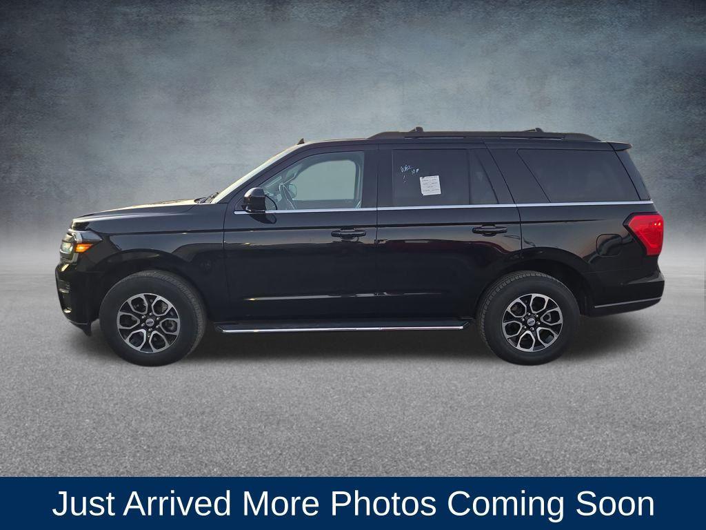 used 2023 Ford Expedition car, priced at $38,995