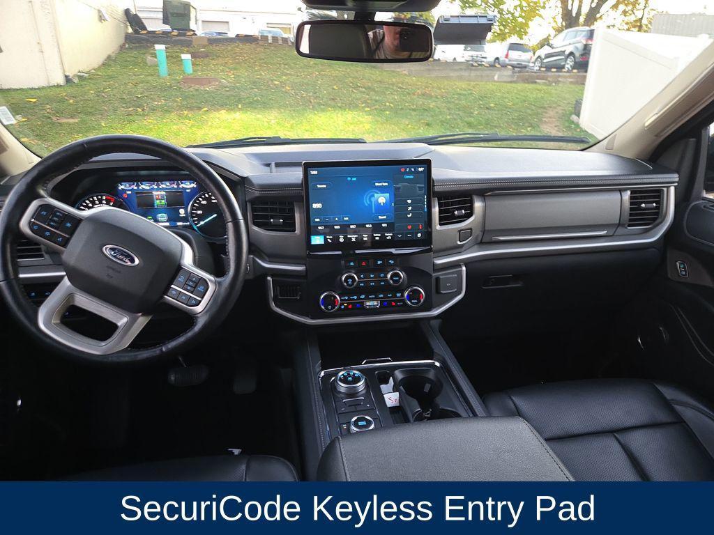 used 2023 Ford Expedition car, priced at $38,995