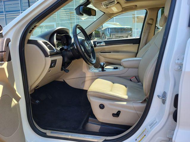 used 2014 Jeep Grand Cherokee car, priced at $9,804