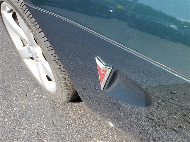 used 2006 Pontiac Solstice car, priced at $10,898