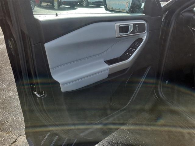 used 2023 Ford Explorer car, priced at $31,898