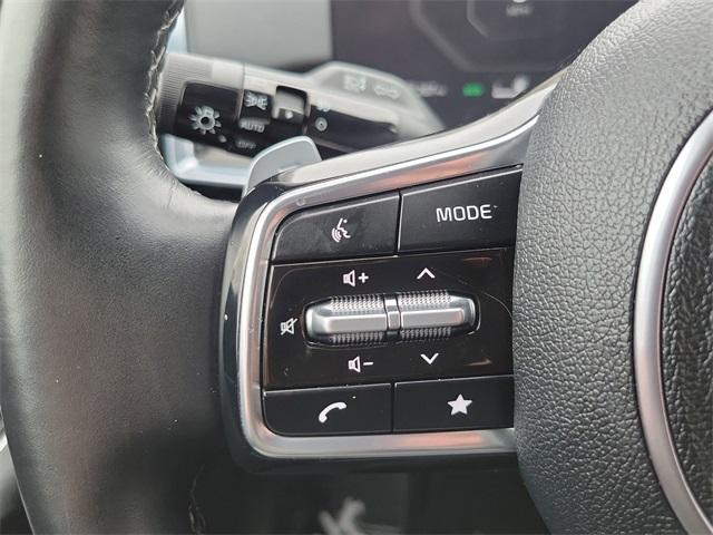 used 2024 Kia Sorento car, priced at $33,863