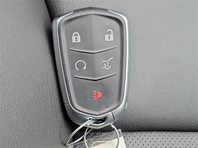 used 2025 Cadillac XT5 car, priced at $45,898