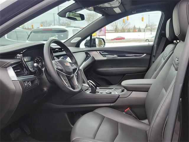 used 2025 Cadillac XT5 car, priced at $45,898