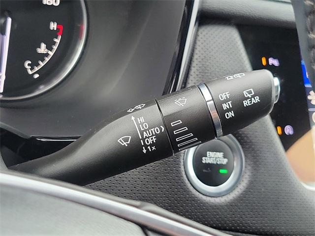 used 2025 Cadillac XT5 car, priced at $45,898