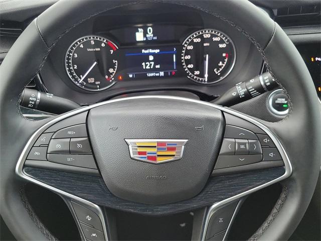 used 2025 Cadillac XT5 car, priced at $45,898