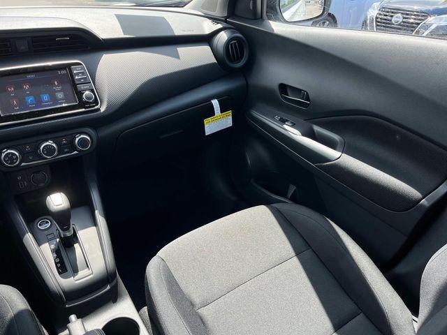 new 2025 Nissan Kicks car, priced at $21,978