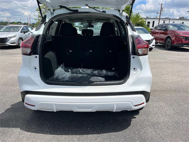 new 2025 Nissan Kicks car, priced at $22,069