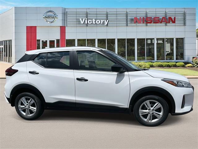 new 2025 Nissan Kicks car, priced at $22,069