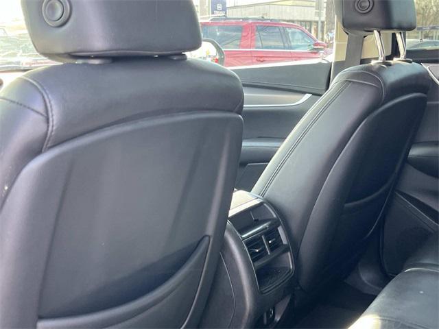 used 2019 Cadillac XT5 car, priced at $14,486