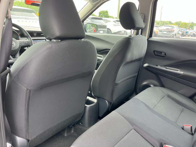 new 2025 Nissan Kicks car, priced at $21,489