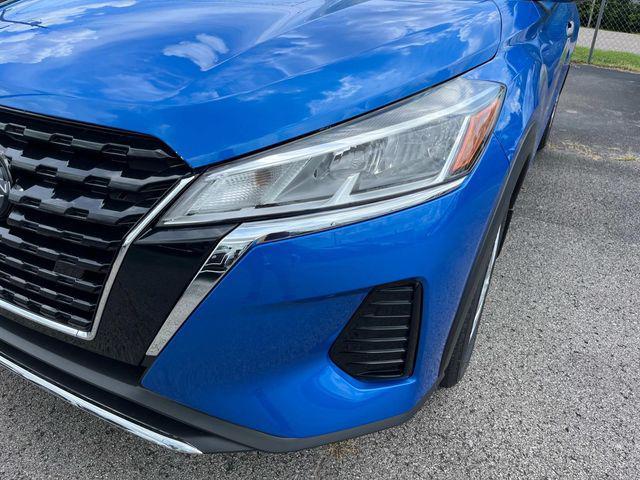 new 2025 Nissan Kicks car, priced at $21,579