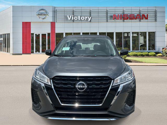 new 2025 Nissan Kicks car, priced at $21,978