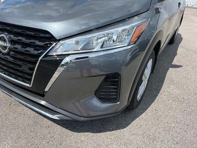 new 2025 Nissan Kicks car, priced at $21,978