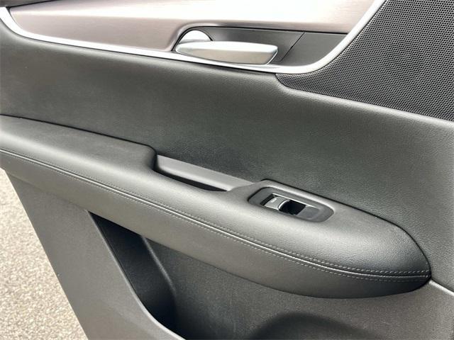 used 2018 Cadillac XT5 car, priced at $14,266