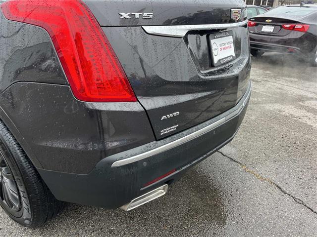 used 2018 Cadillac XT5 car, priced at $14,266